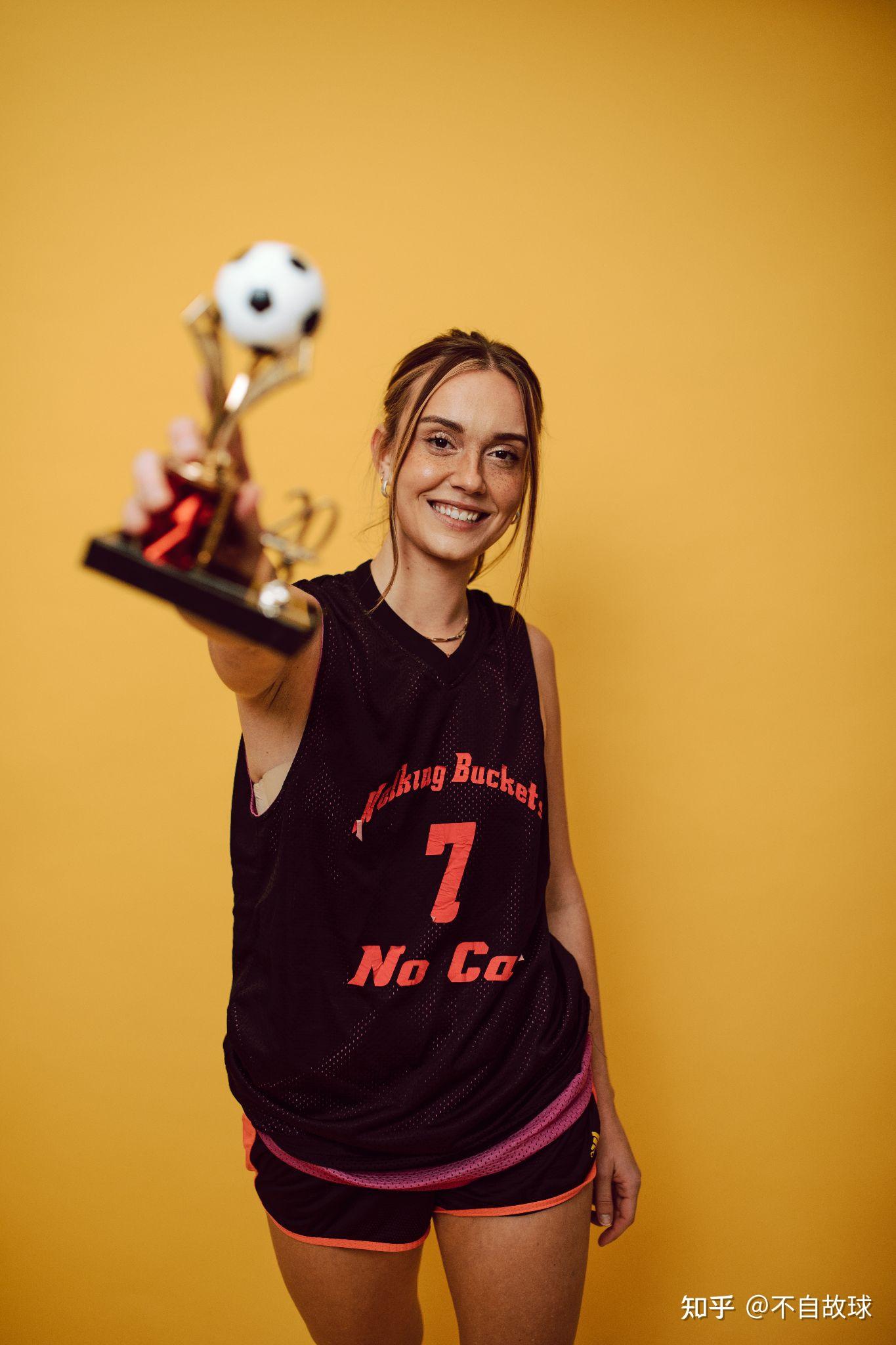 包含今晚全明星赛焦点战；比利亚雷亚尔造点机会；话题不断；心理建设被强调的词条